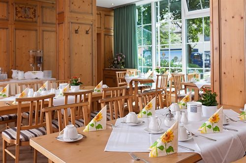 Hotel Feldmochinger Hof München