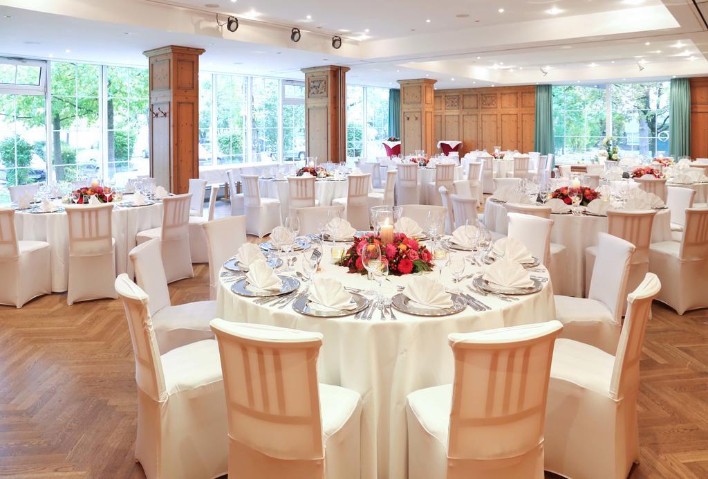 Feldmochinger Hof 4* München